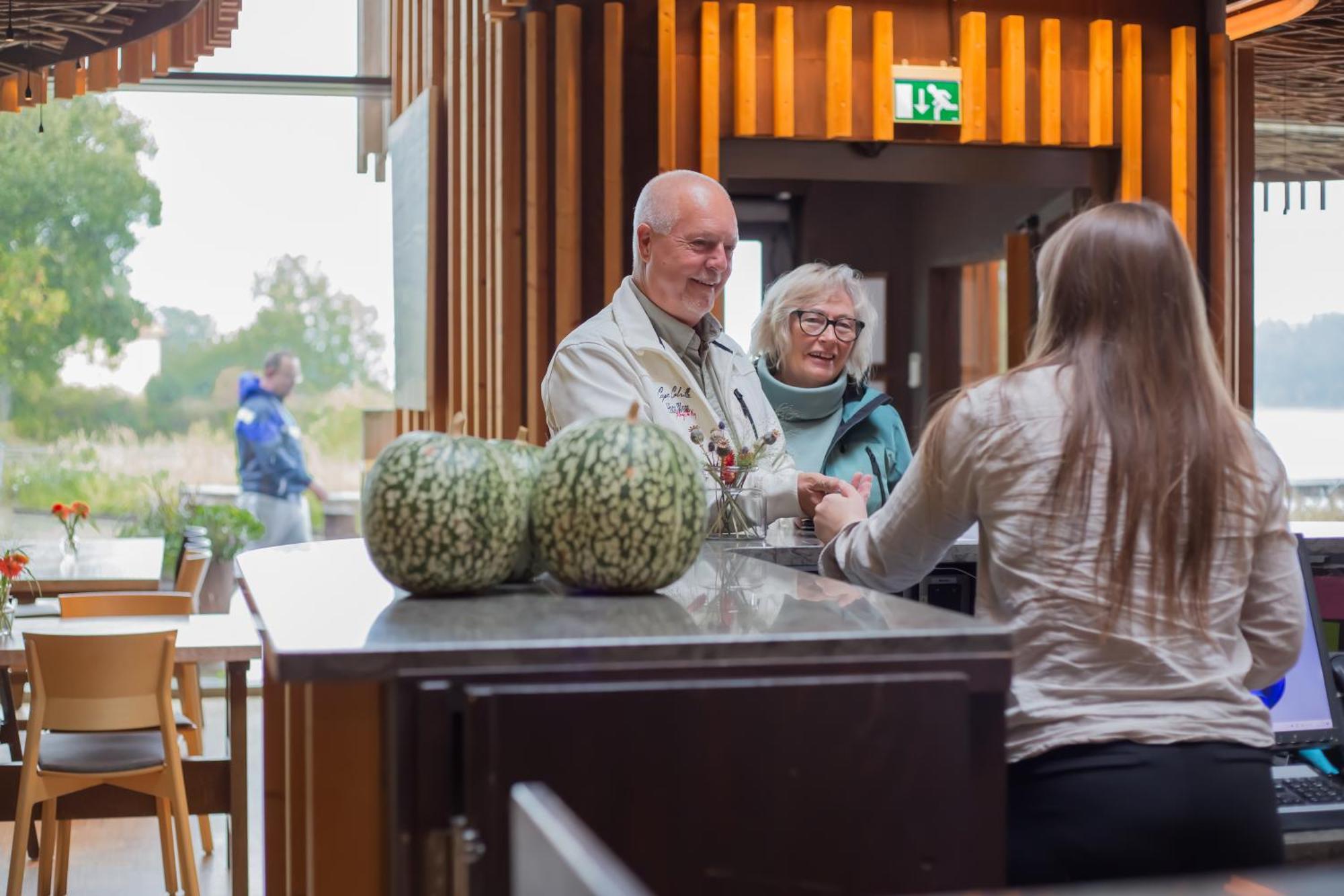 Naturum Vaenerskaergarden - Victoriahuset Lidkoping Ngoại thất bức ảnh